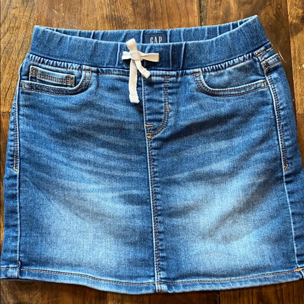 Gap denim (jean) skirt